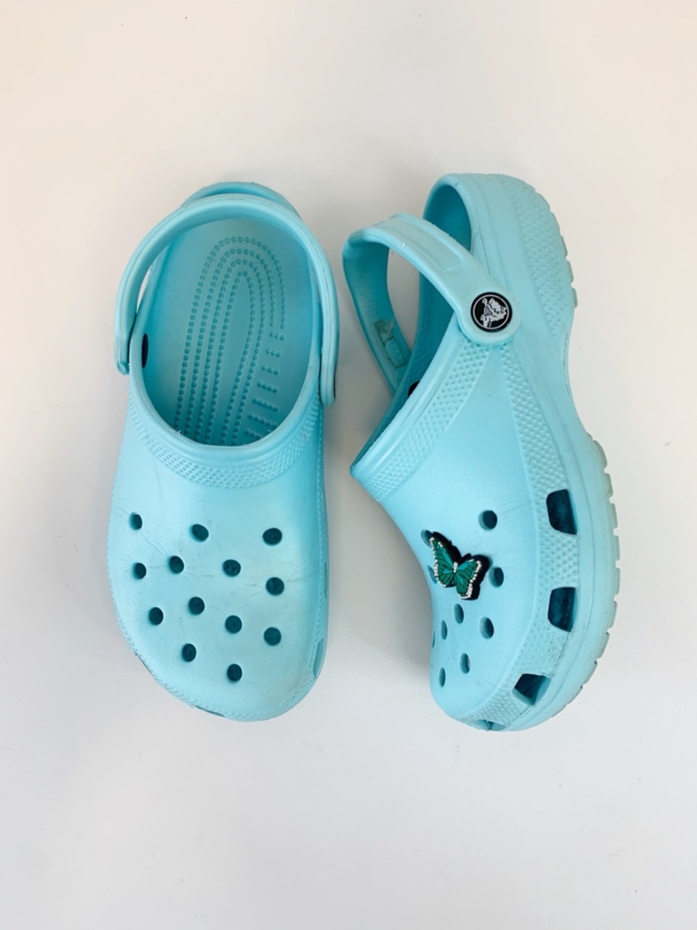 CROCS Unisex Light Blue Classic Clogs ~ 5M/7W